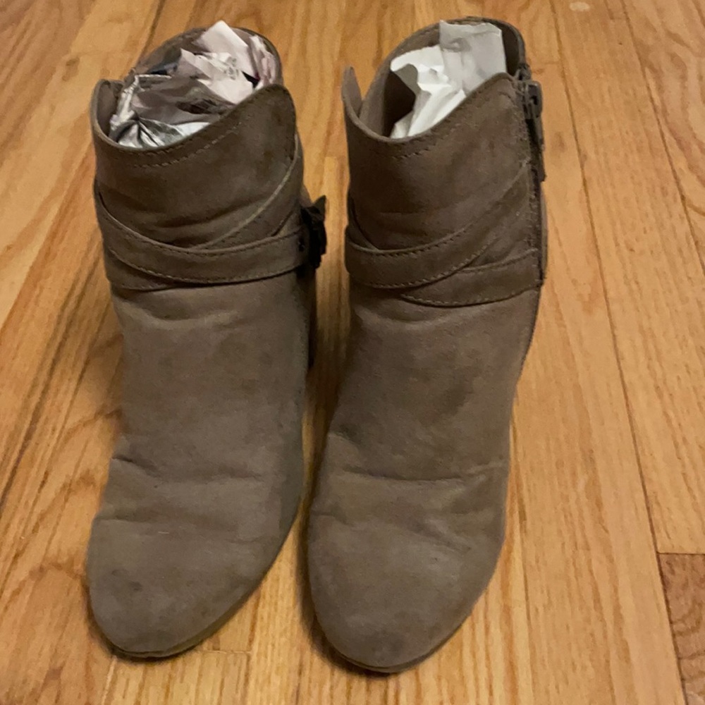 Taupe colored Suede heel boots